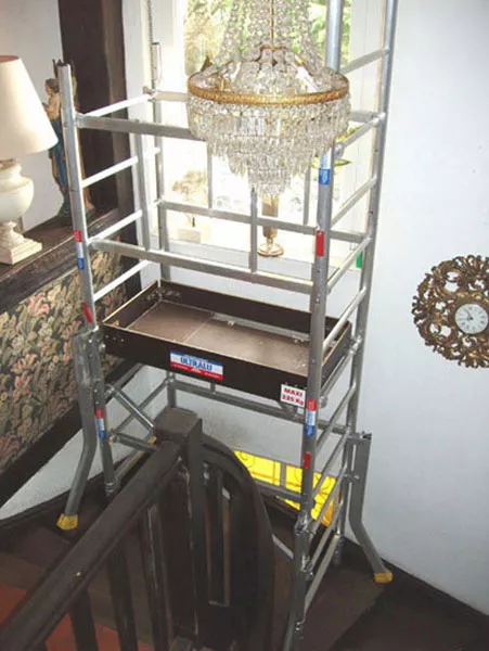 Echafaudage d'escalier 1 plateau - Longueur 0.96m - Hauteur de travail max. 5.37m